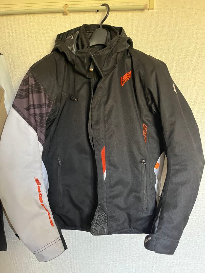 HYOD D3O フード付きジャケット Lサイズ ウインタージャケット