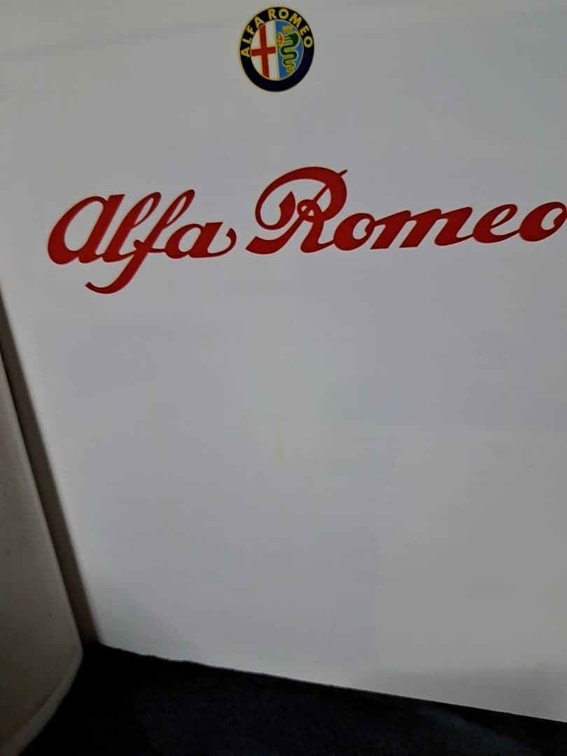 希少 洋書 Alfa Romeo: The Legend Revived