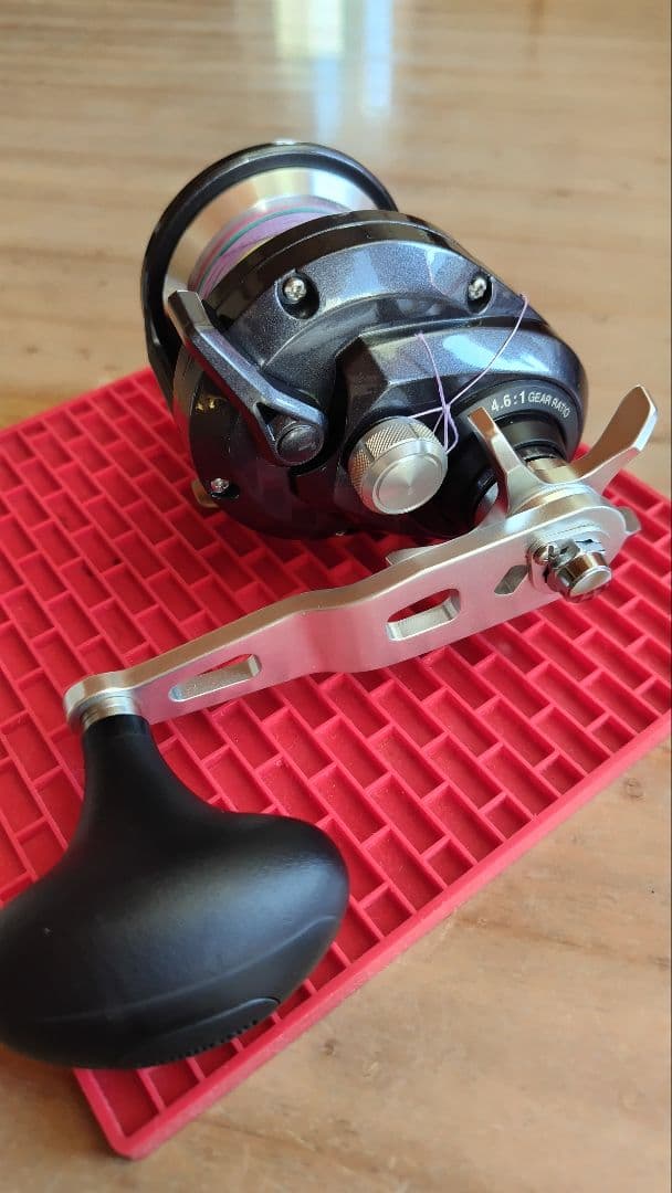 SHIMANO TORIUM 2000PG フィッシングリール　シマノ　トリウム