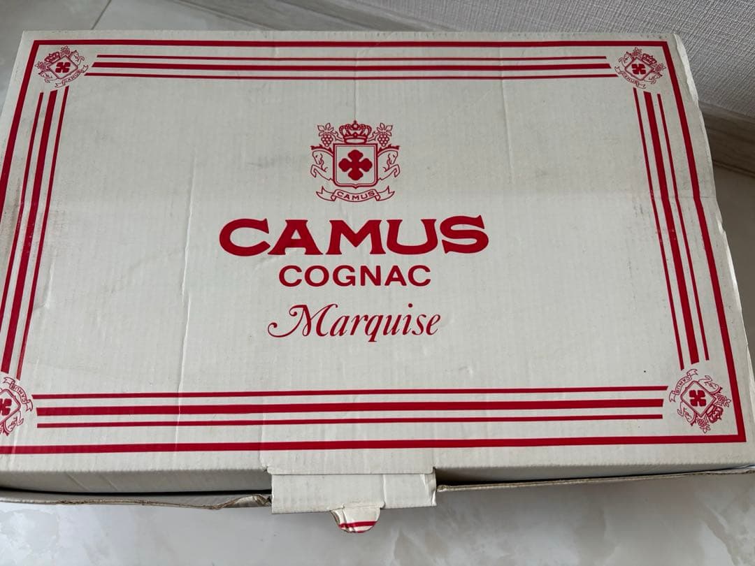 CAMUS カミュ バカラ クリスタル 700ml 替栓付