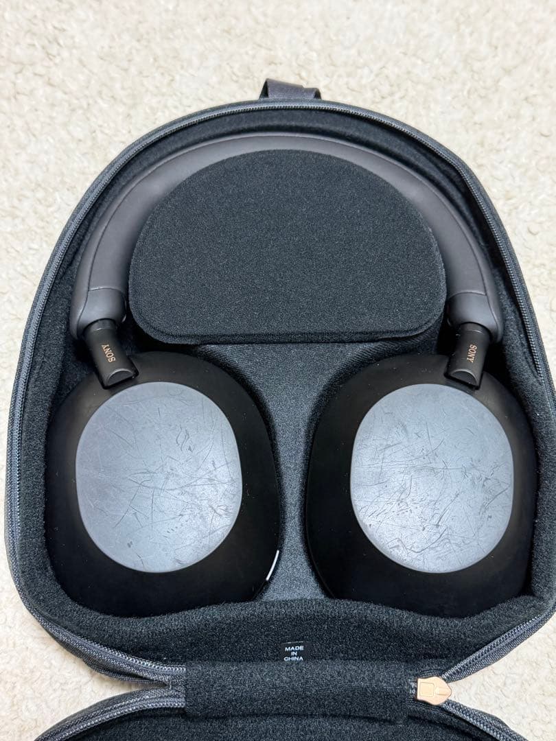 SONY WH-1000XM5ワイヤレスヘッドホン ブラック ケース付き