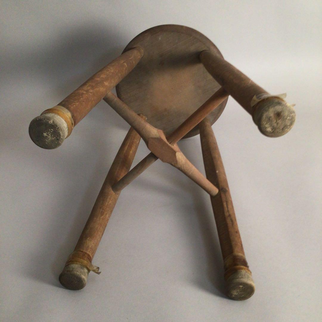 No4185 古道具　丸椅子　木製スツール　昭和　古家具　アンティーク　送料無料