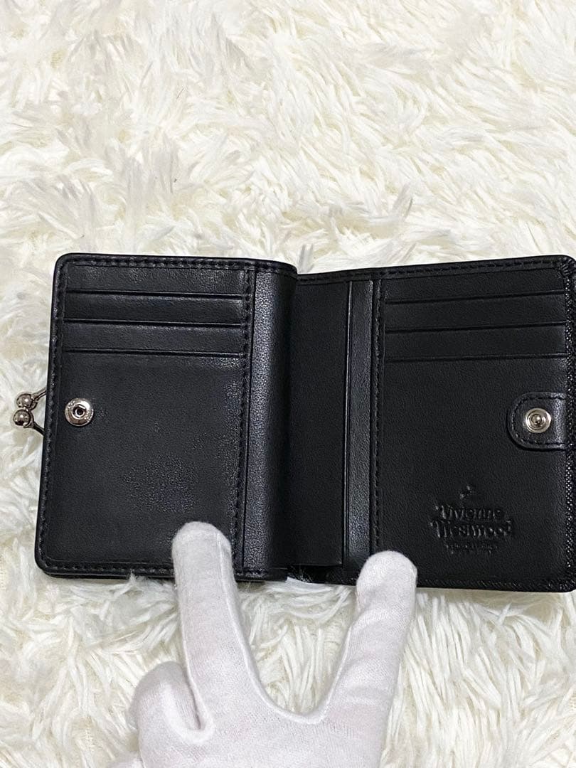大人気⭐︎VivienneWestwood 二つ折財布　訳あり