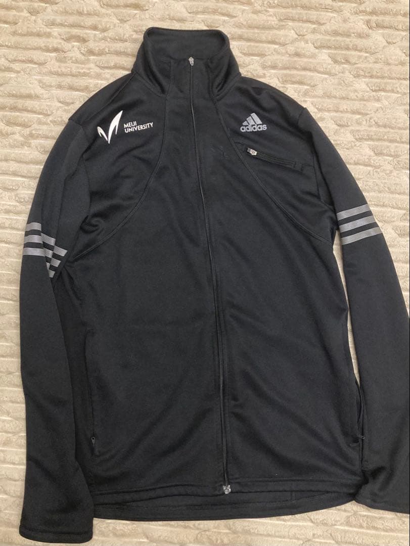 adidas 明治大学　スポーツウェア　上下　セットアップ