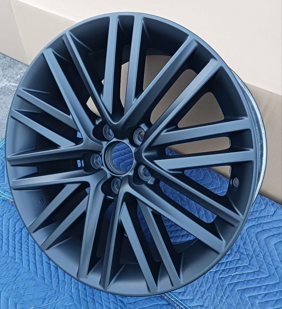 令和4年式AZSH20トヨタクラウン純正アルミホイル艶消しブラック仕様中古美品