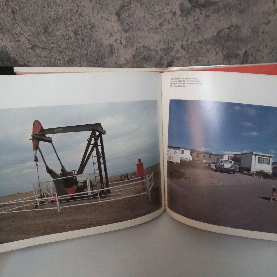 The Colour of a by Bill Brooks 洋書