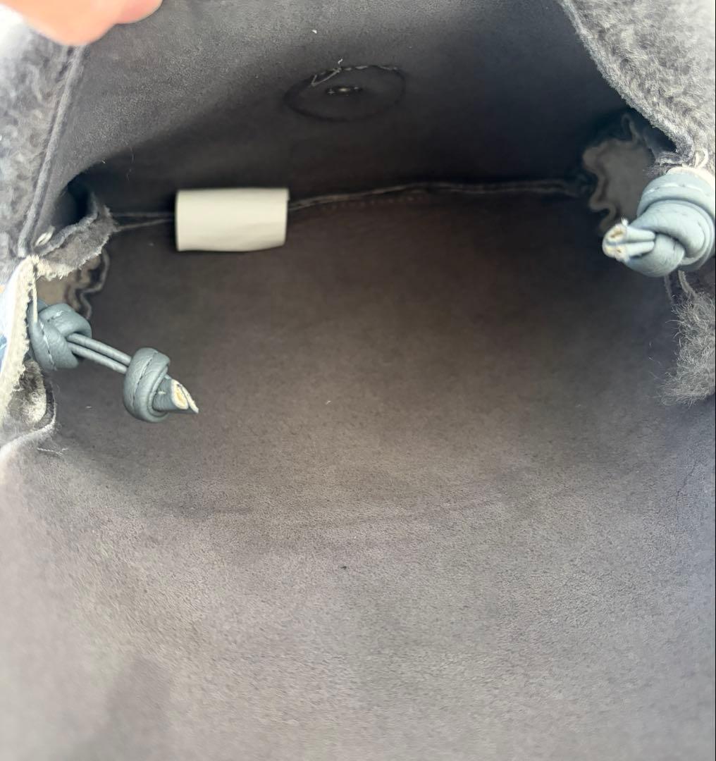 UGG アグ　ショルダーバッグ　グレー　美品