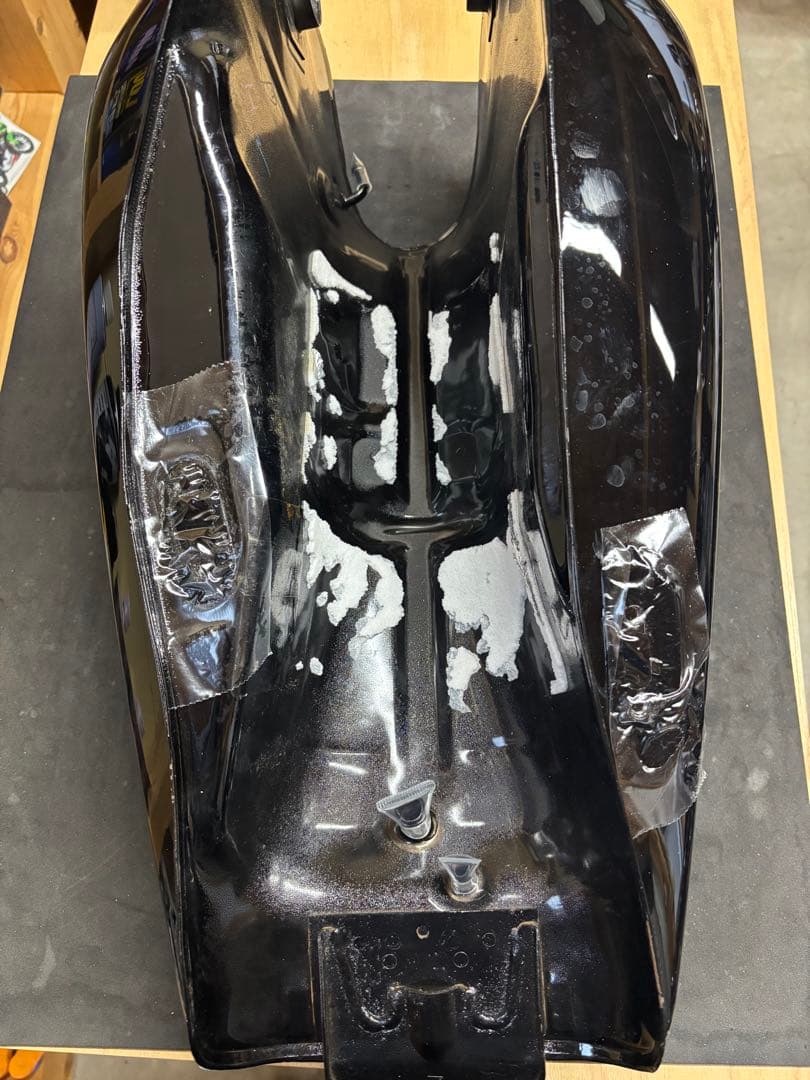 sr400 5型　タンク（凹みあり）