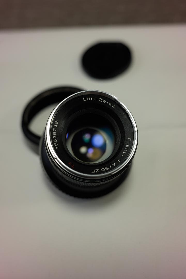 Carl Zeiss Planar T*50mm F1.4ZF GFXアダプタ付
