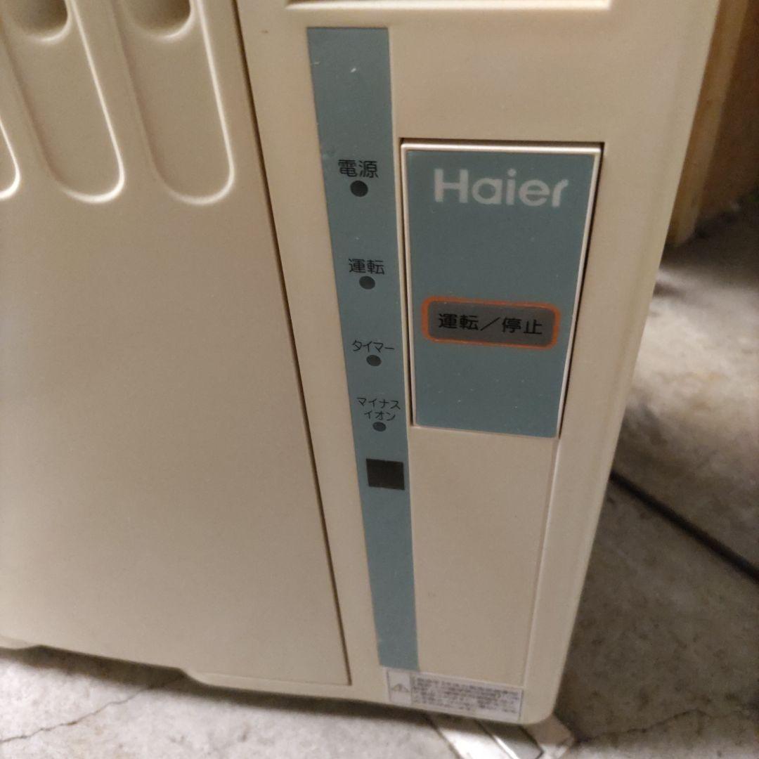 2015年製　窓用エアコン　ハイアール