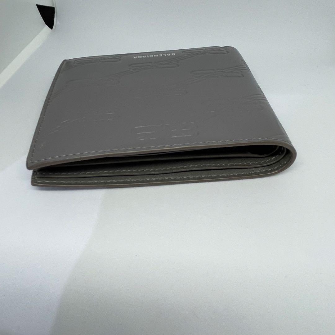 ♡良品 BALENCIAGA 二つ折り 財布　BB ロゴ　エンボス モノグラム
