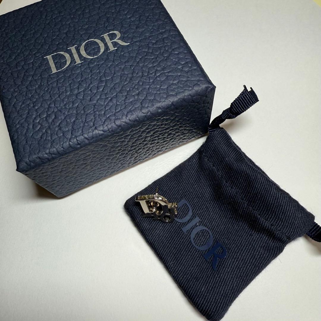 Dior ピアス　オブリーク