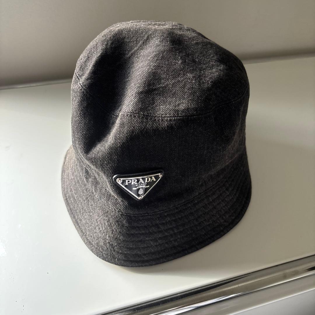 PRADA デニム記事　ブラックバケットハット