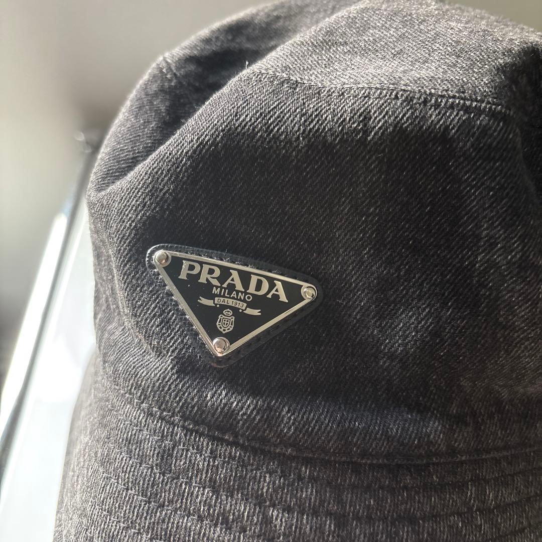 PRADA デニム記事　ブラックバケットハット