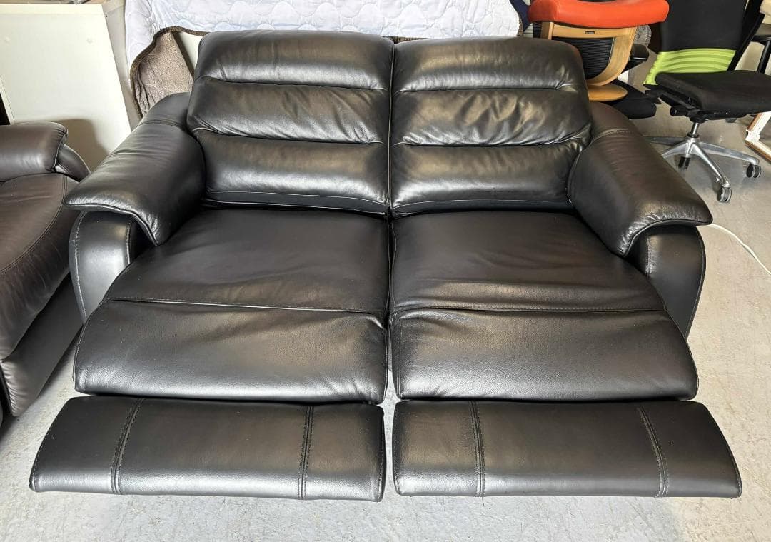 づかさん NITORI 電動リクライニングソファ 本革ソファ、幅156cm