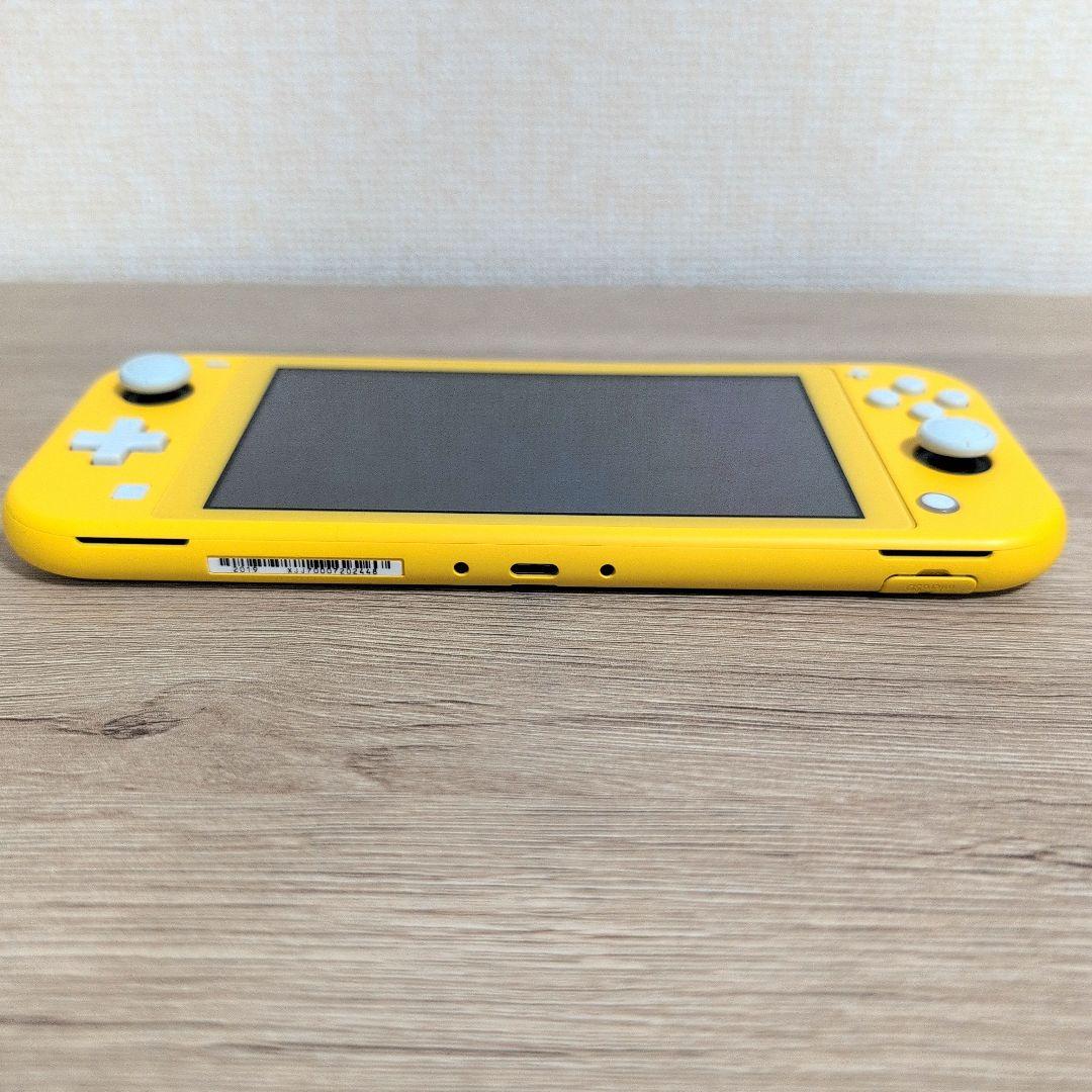＊*ん様 Nintendo Switch Lite イエロー 本体 ケース付き