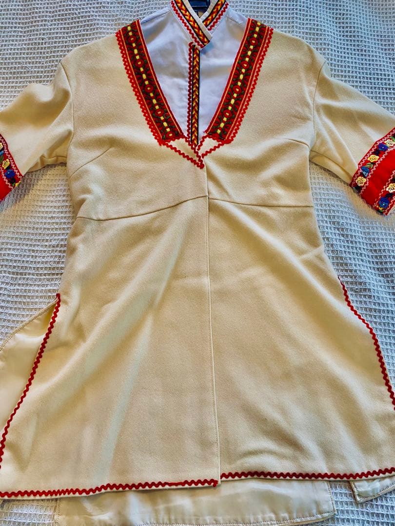 ハンドメイド 民族衣装 フォークダンス衣装