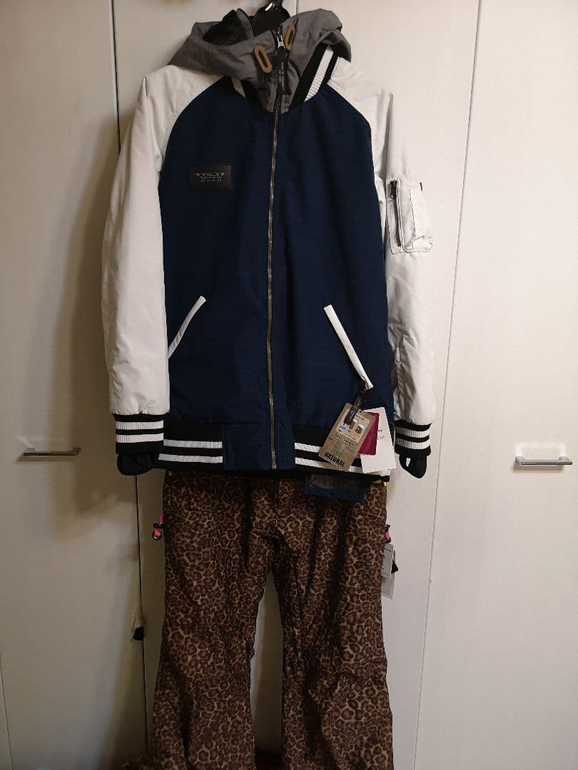 多彩★レディース★スノボウェア★上下セット★XS★S★M★スタジャン★ネイビー