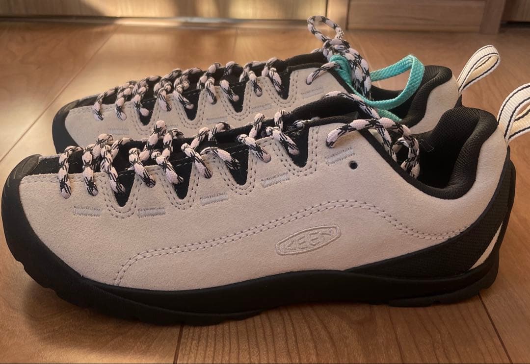 新品未使用　KEEN JASPER キーン　ジャスパー　限定カラー　レディース