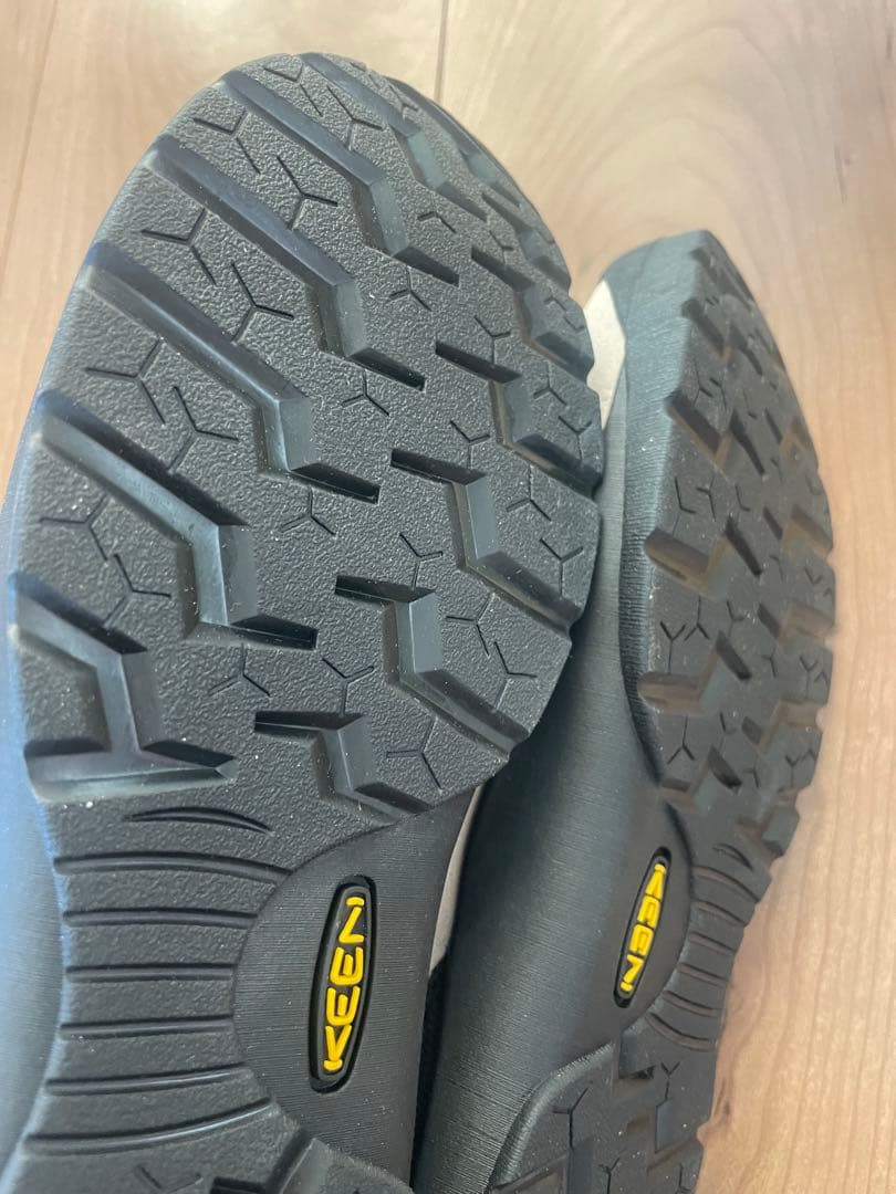 新品未使用　KEEN JASPER キーン　ジャスパー　限定カラー　レディース