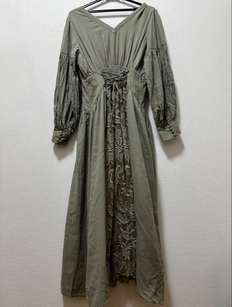 ワンピース AMERI MEDI EMBROIDERY TULLE LACE DRESS