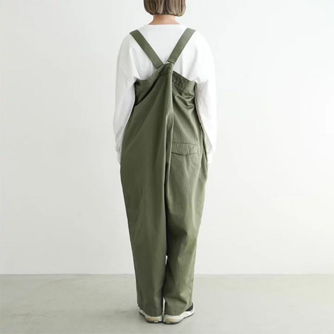 美品　FIRMUM スーピマヘリンボーンツイルサカナヤパンツ　カーキ　サロペット