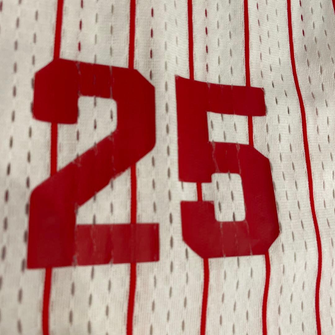 カープ　ユニフォーム縦縞　25新井　サイズＬ