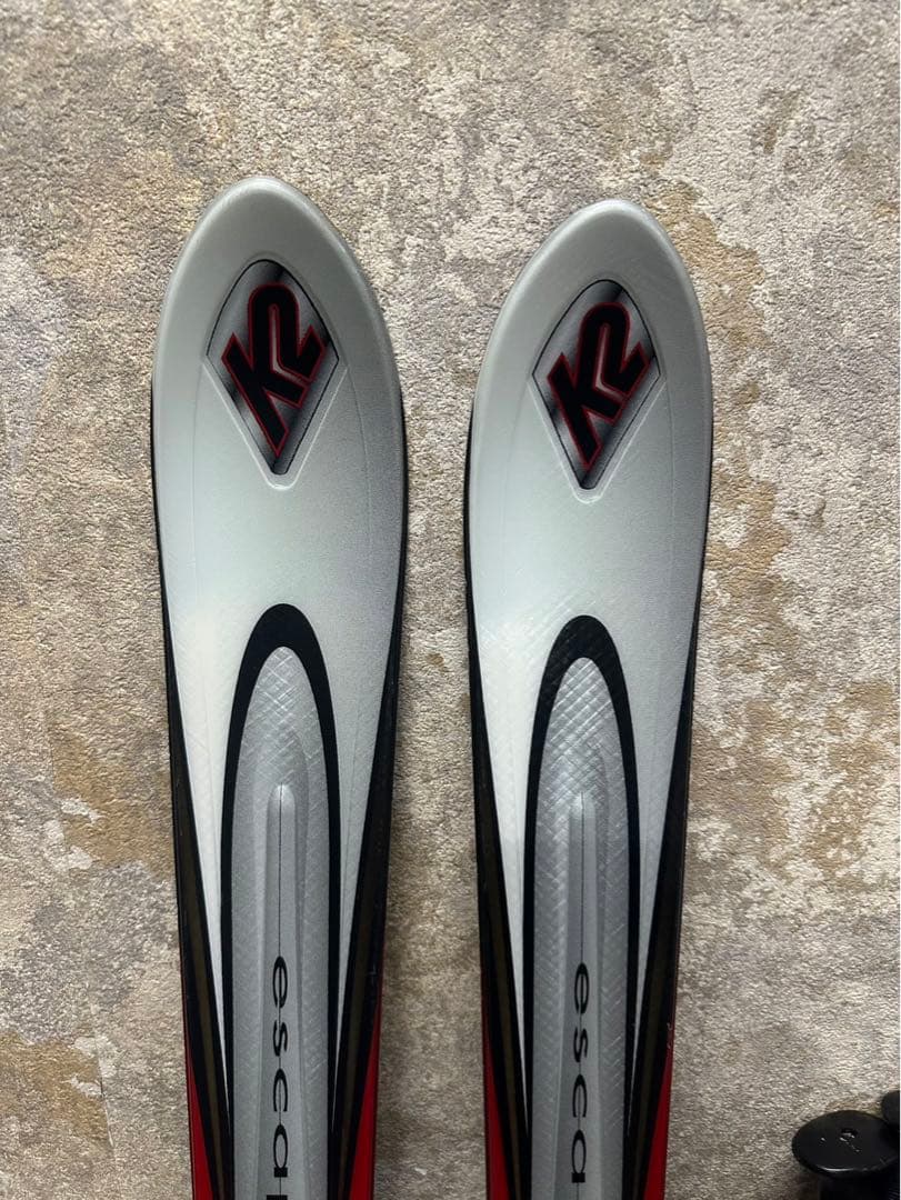 ⑩K2 スキー板 エスケープ ポール付き 160cm