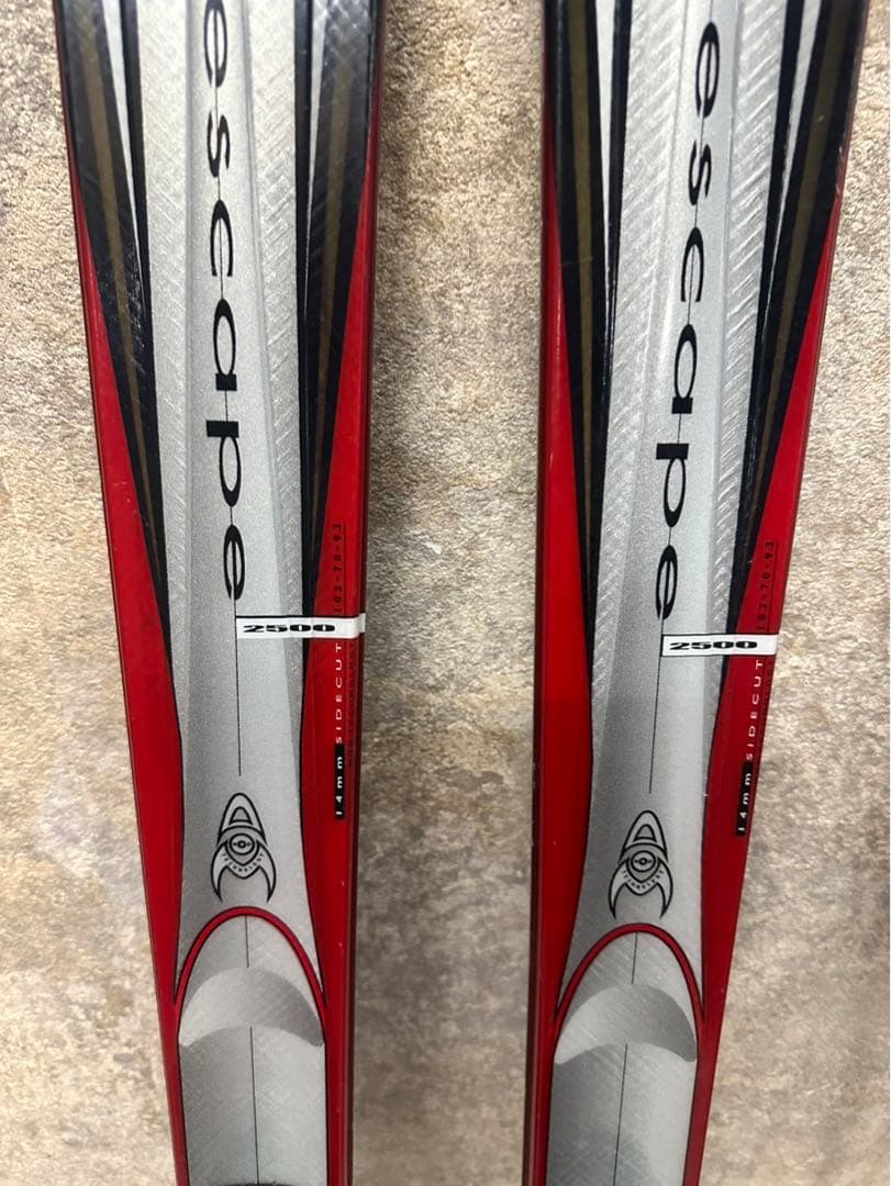 ⑩K2 スキー板 エスケープ ポール付き 160cm