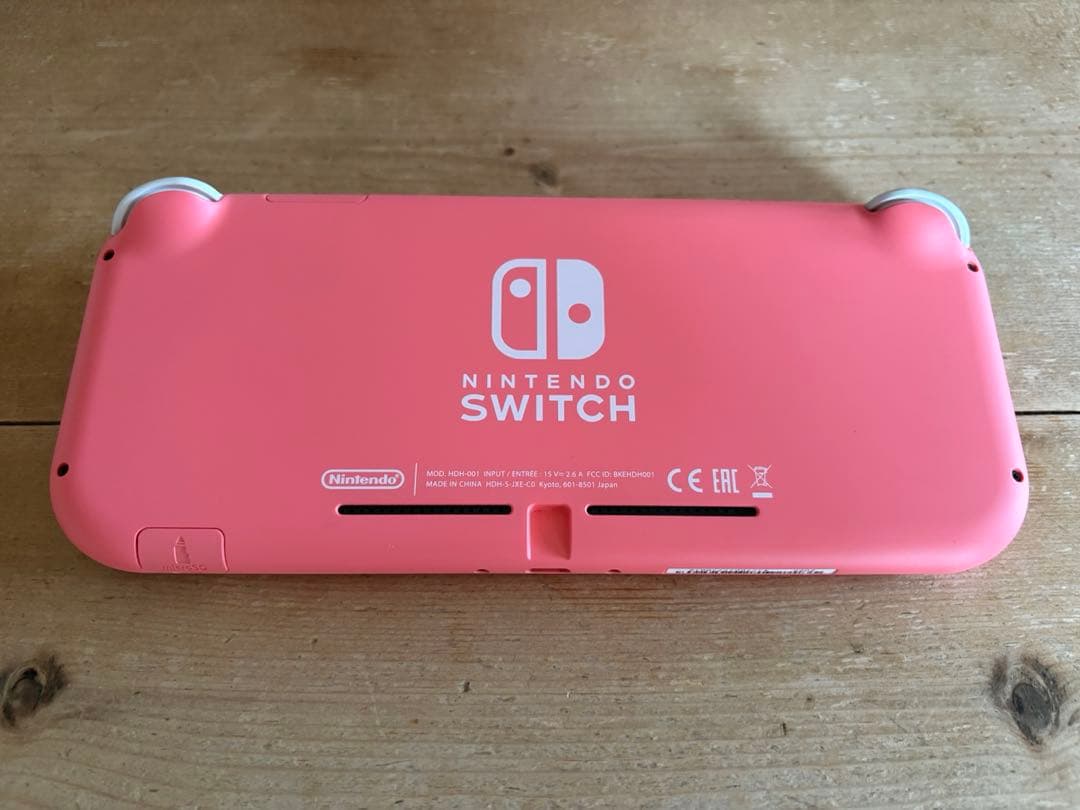 Nintendo Switch Light ピンクコーラル 本体