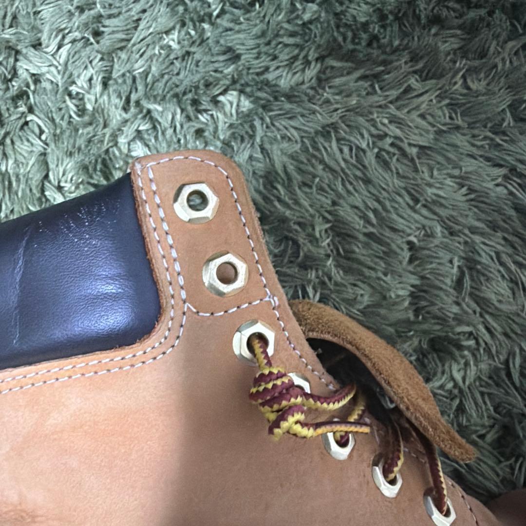 Timberland ベージュスエードハイカットブーツ