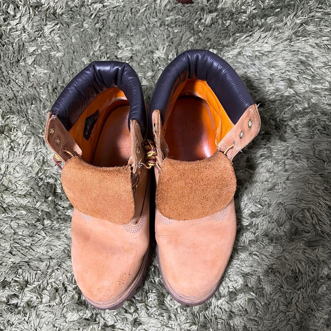 Timberland ベージュスエードハイカットブーツ