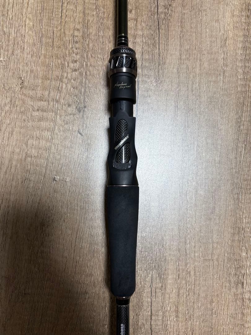 Megabass LEVANTE F3-66LV 1ピースロッド