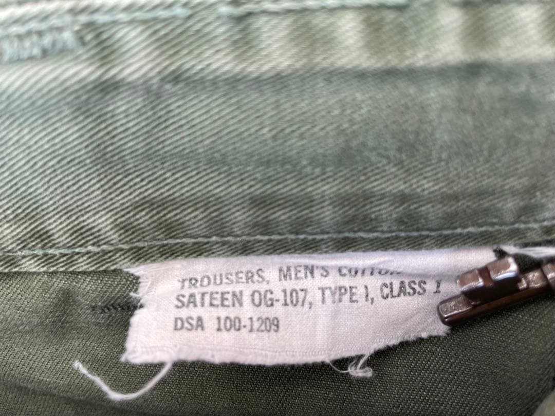 60s US ARMY OG107 ベイカーパンツ　着画あり