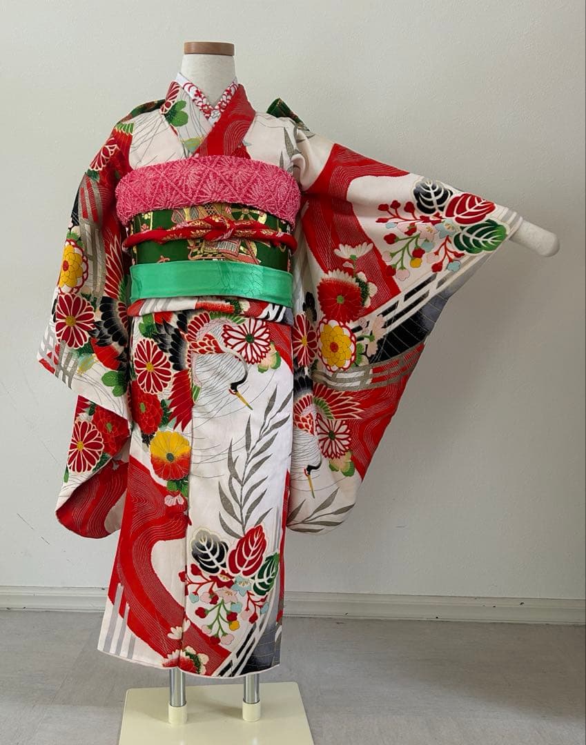 7歳　七五三　アンティーク着物、帯、帯揚げ、帯締め　しごき　身丈113cm