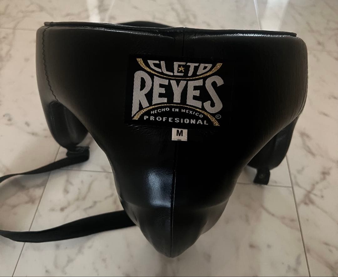 REYES ファールカップ　ブラック　サイズM