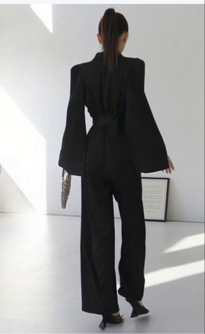 新品タグ付☆ PARTY ベルト付ケープ風オールインワン