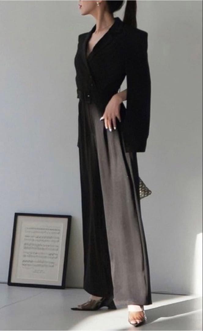 新品タグ付☆ PARTY ベルト付ケープ風オールインワン