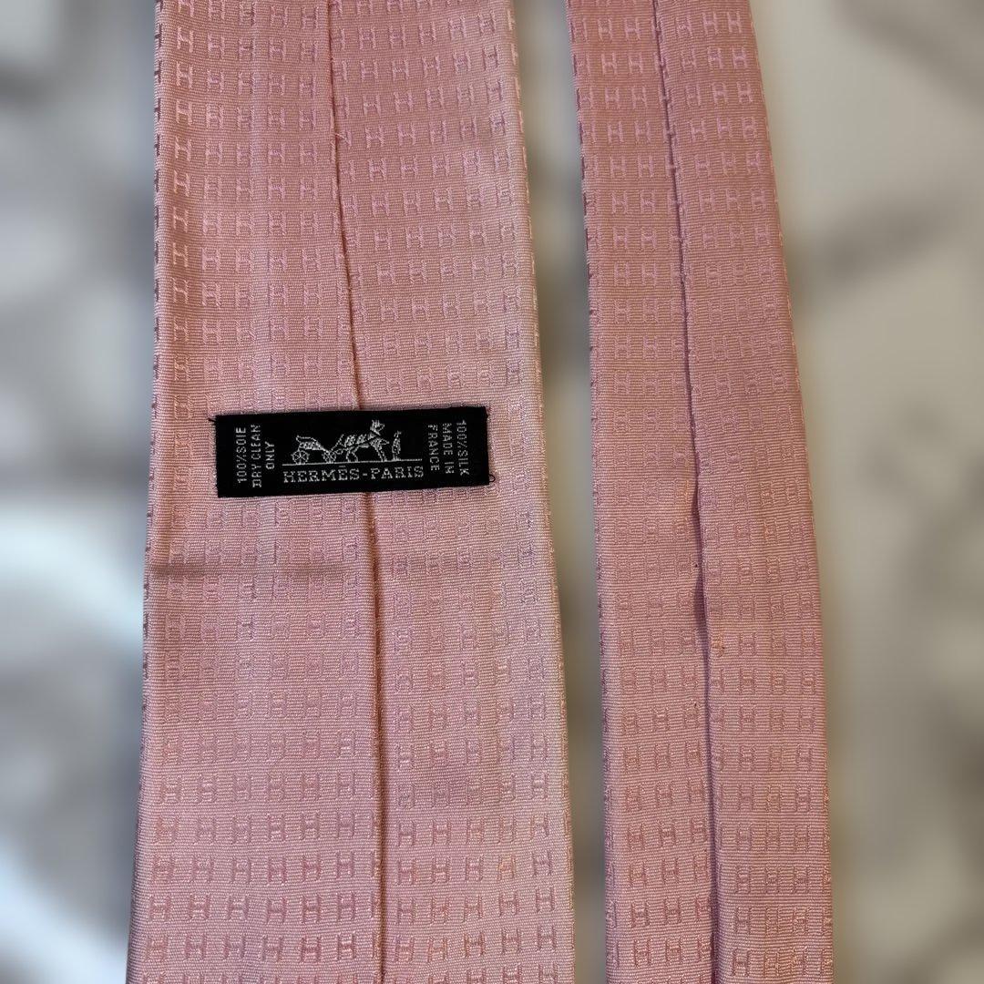 【ファソネ✨】HERMES ネクタイ　ピンク　桃色　ファソネ　H柄　刺繍