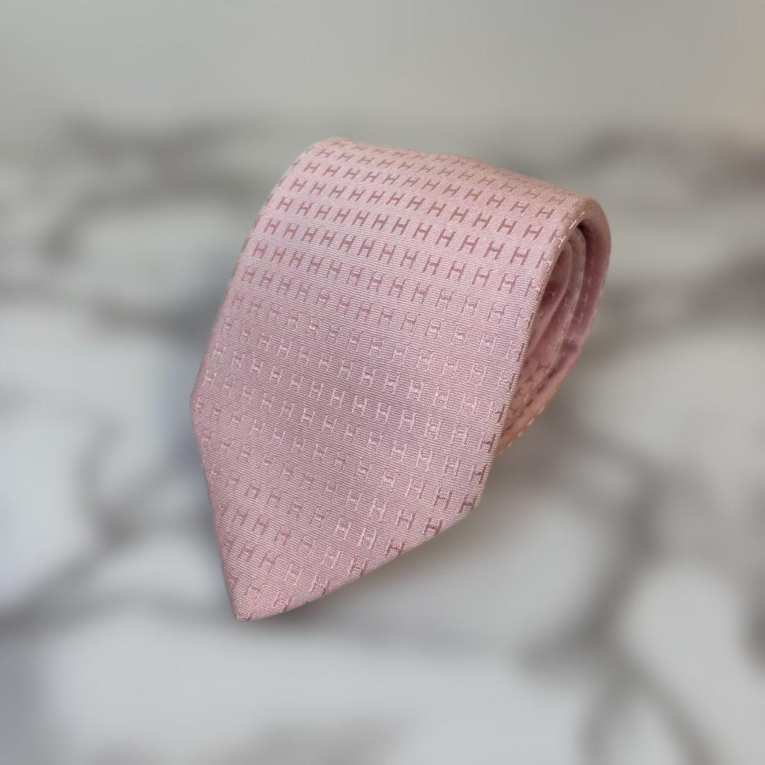 【ファソネ✨】HERMES ネクタイ　ピンク　桃色　ファソネ　H柄　刺繍