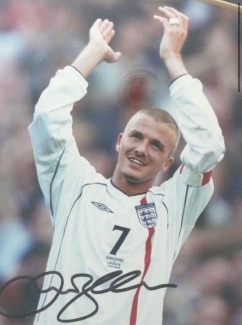 デイビッド・ベッカム 直筆サイン入り写真