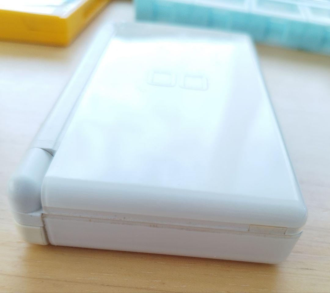 任天堂 DS Lite ゲーム Nintendo　本体と DSソフト10個セット