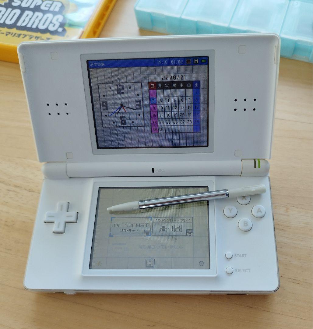 任天堂 DS Lite ゲーム Nintendo　本体と DSソフト10個セット