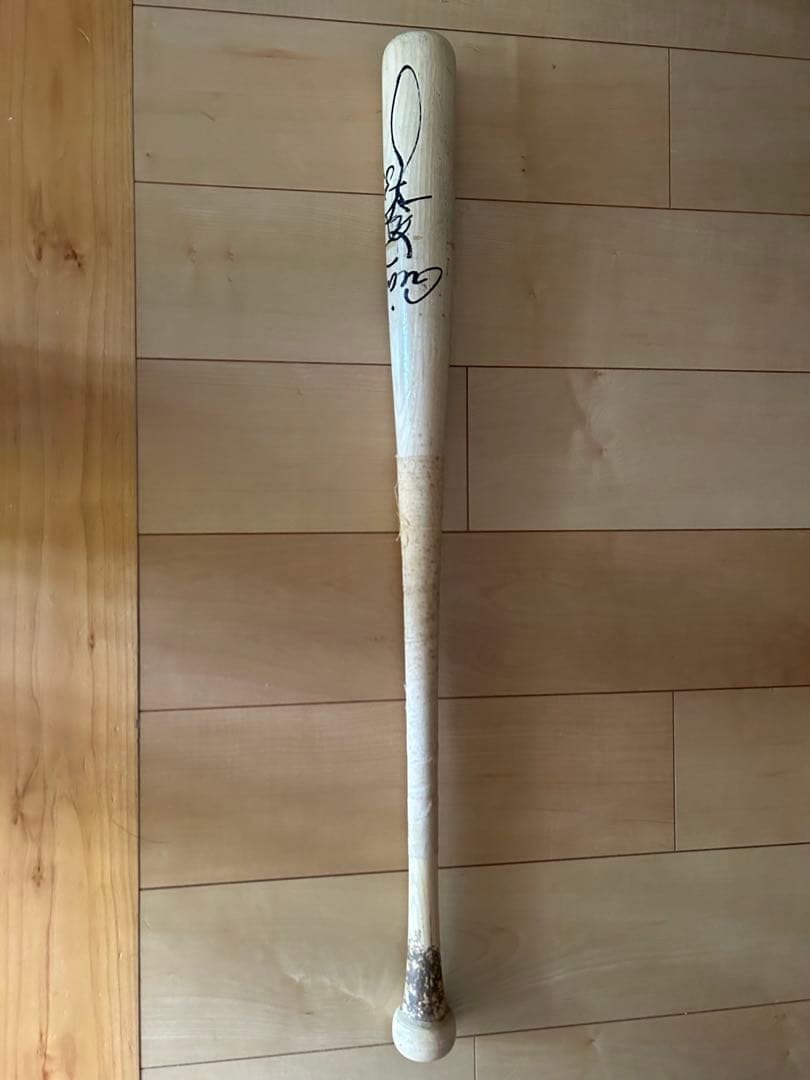 読売ジャイアンツ #33 江藤智 選手 直筆サイン入り実使用 NPBバット