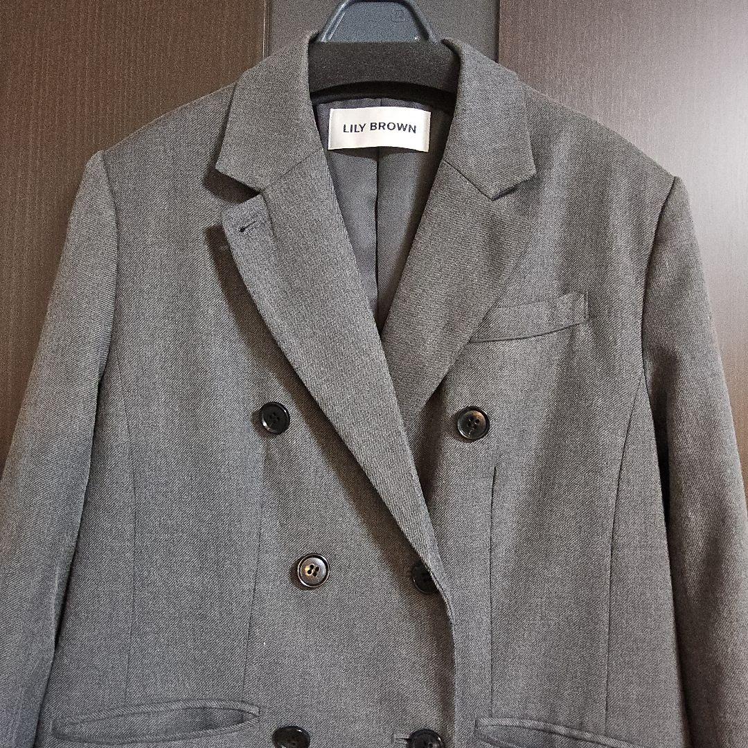 リリーブラウン ダブルブレストロングコート