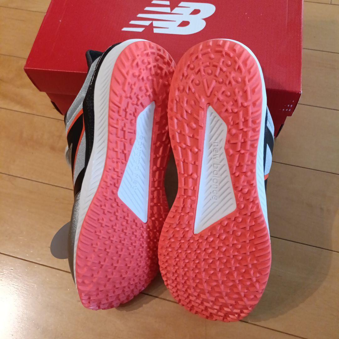 新品！new balance テニスシューズ ワイド シルバー27㌢ OC用
