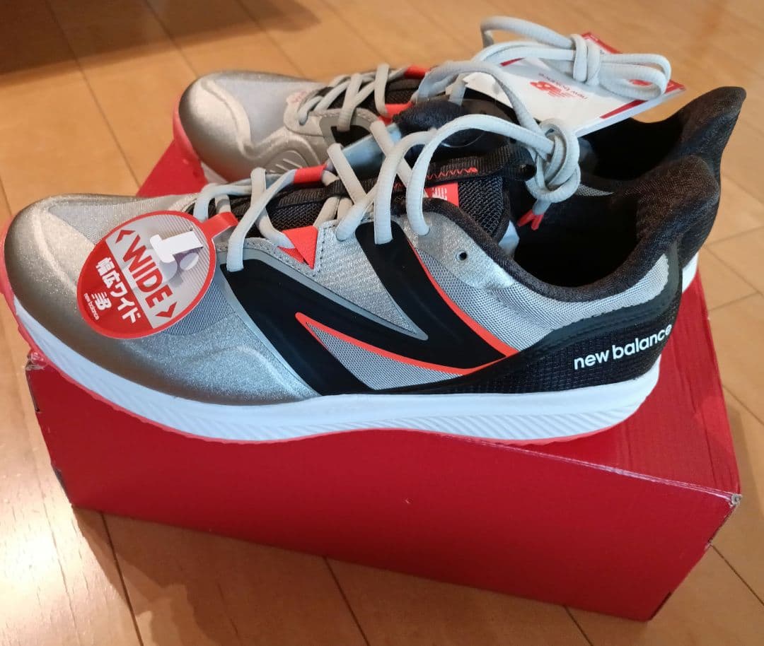 新品！new balance テニスシューズ ワイド シルバー27㌢ OC用