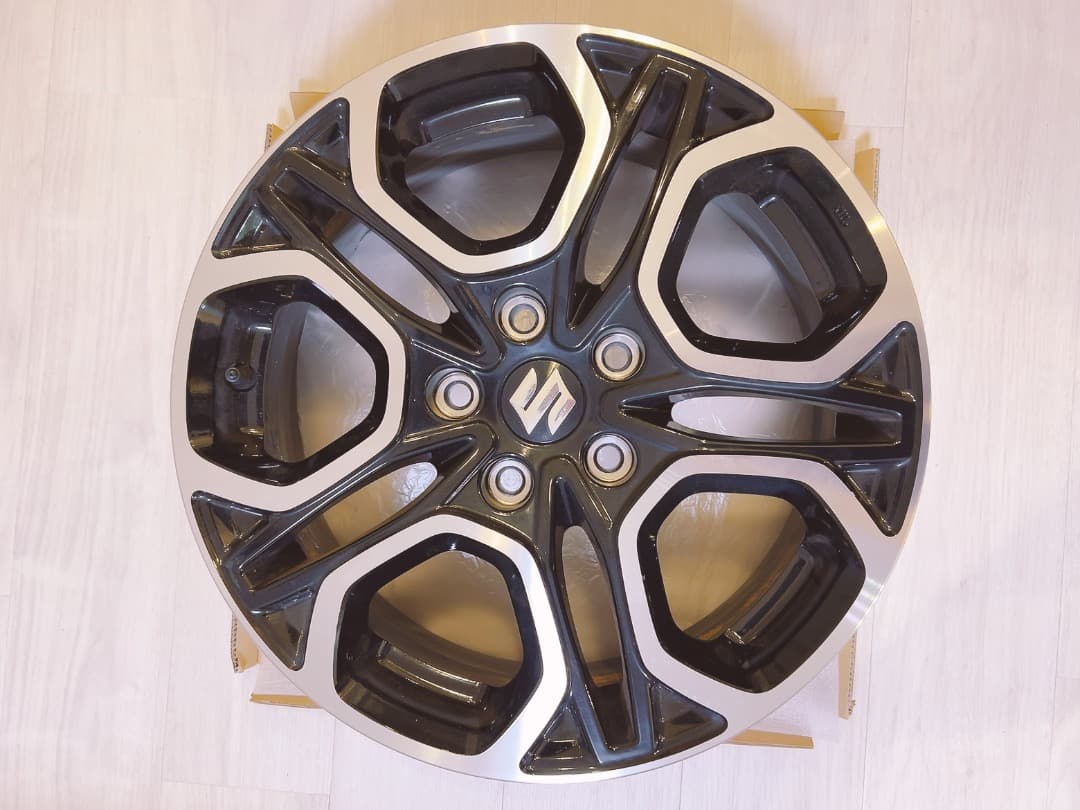 美品 スイフトスポーツ ZC33S スズキ 純正 ホイール 17インチ 6.5J