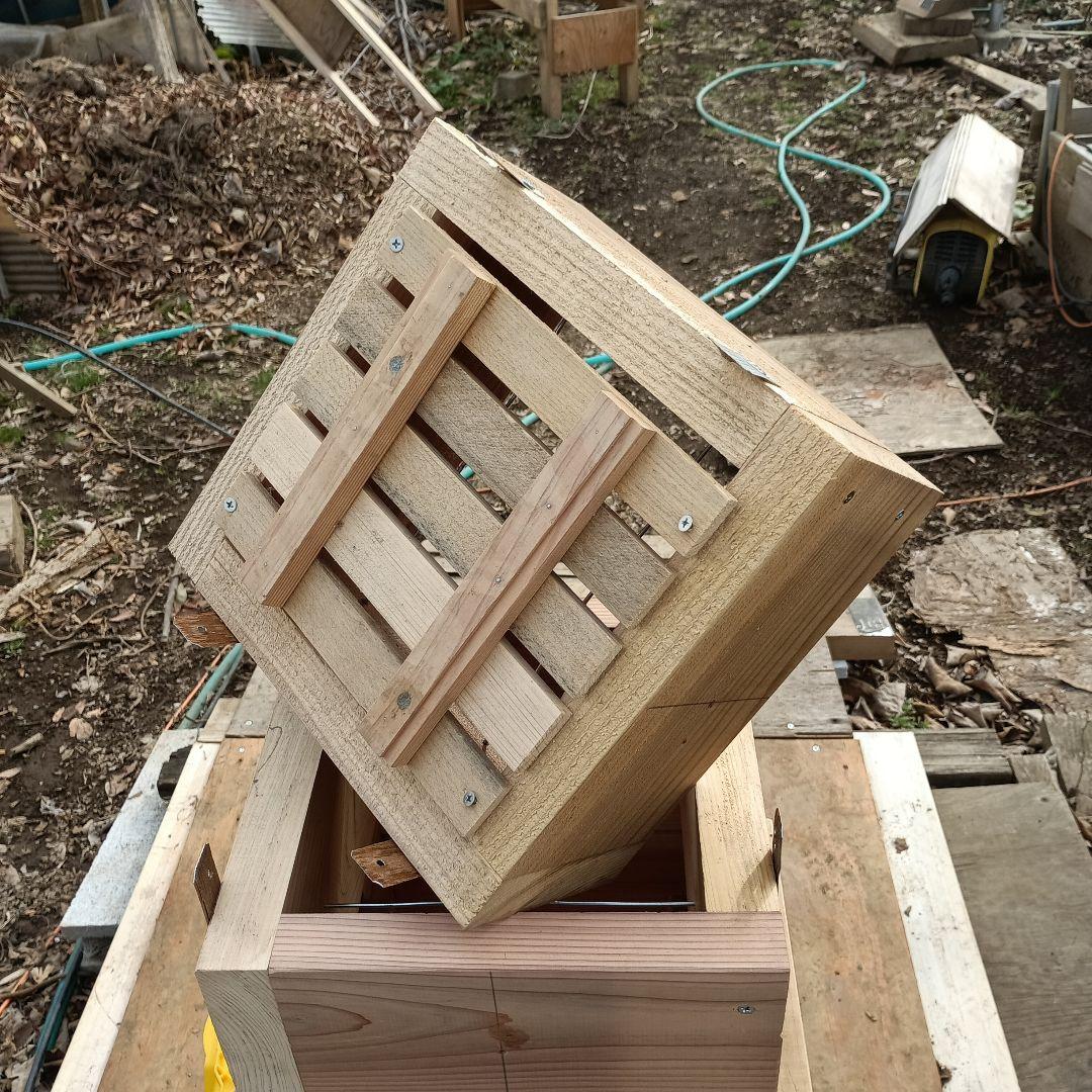 日本蜜蜂巣箱 1式