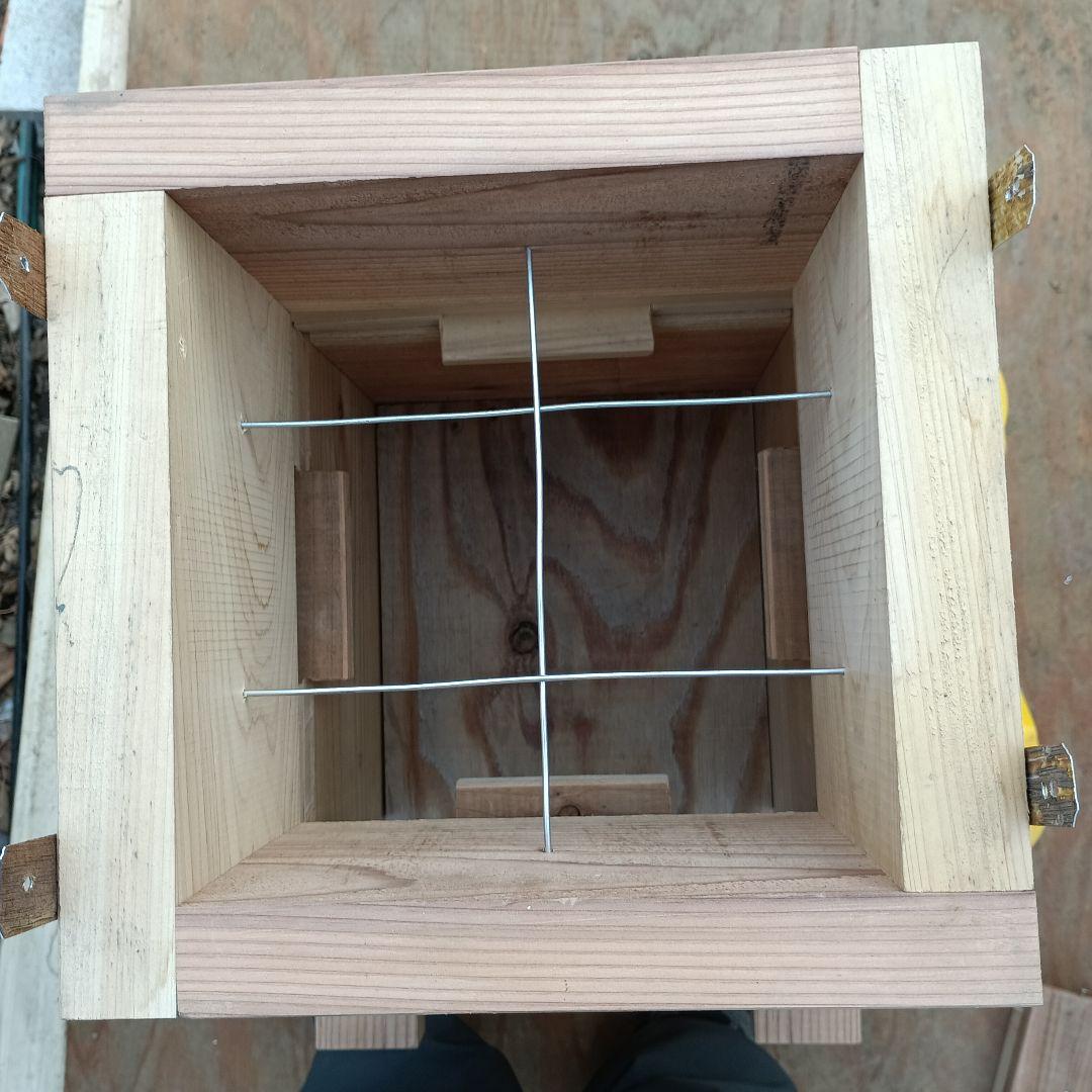 日本蜜蜂巣箱 1式